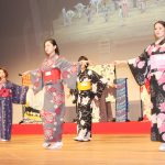 世界の「KIMONO」楽しむ 7月8日伊賀市文化会館で