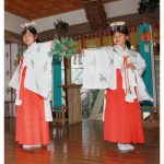 双子姉妹念願の舞姫デビュー 伊賀市新堂の桑原史帆さん・優さん