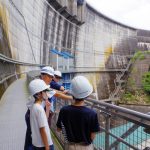青蓮寺ダムの施設見学会始まる 名張市