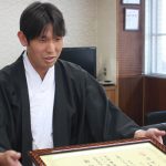 行方不明の高齢女性発見 男性宮司に感謝状 伊賀署