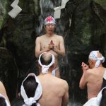 岡八幡宮で初みそぎ 14人が心身清める 伊賀市白樫