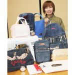 デニムリメイク作品 「私流」全国から反響 名張市・小西さん