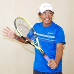 全日本ベテランテニス「頭脳プレーで攻めたい」 名張市の山村さん