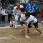 府中神社で子ども相撲 会式まつりで奉納 伊賀市
