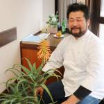 キダチアロエ開花 伊賀・松尾さん