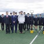 地元企業が投光器贈る ホッケー場で利用 名張市