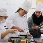 本場イタリアの調理学ぶ 名張高で料理教室