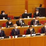 3月定例会が開会 名張市議会 市幹部全員マスク姿