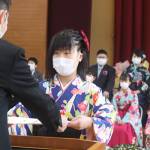 最後の卒業式 在校生不在も「できてよかった」 伊賀・新居小
