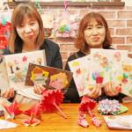 四季彩る折り紙 教室で指導「いつか展示会を」 吉川さんと木津さん姉妹