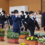 31人新入学 静かな開校式 新居・長田統合の上野北小 伊賀