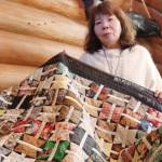 人の輪つなげる サイン入りパッチワーク 名張市の喜多村さん