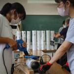 竹あかり作りに挑戦 今秋の赤目滝イベントで披露へ 名張高生