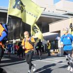 がん研究や医療従事者応援 「生命の駅伝」名張から伊賀へ