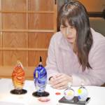 ガラス作家のひな人形展 5日から伊賀市で