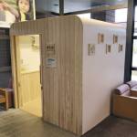 授乳室を設置 名張市役所1階ロビーに 県産木材を活用