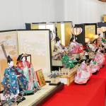 「春の訪れ感じて」夫婦びな展 伊賀上野城で3日まで