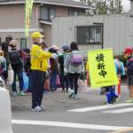 通学路交差点で街頭指導 春の全国交通安全運動 名張市で