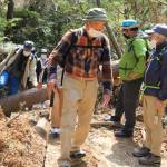 山道ウォーク楽しむ 名張発足の「山歩喜会」