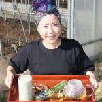 ほっと一息「明日晴茶」 アスパラガス焙煎 伊賀・中井さん