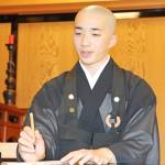 伊賀ドキの人 理想像追う学生僧侶