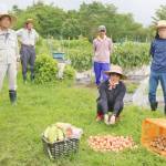 やりがいに汗 毎週末の農作業 名張・ききょう農楽園