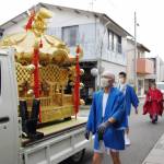 トラックでみこし巡る 名張・宇流冨志禰神社の秋季例大祭