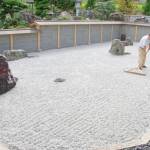 京都・龍安寺を再現「名張の石庭」 瞑想する時間を大切に