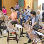 古典から現代曲まで披露 25周年演奏会 箏曲すみれ会