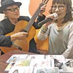 本人より反響大 名張題材の歌カバー 宇陀・久子松田さん