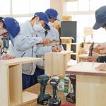 実習作品の展示販売会 5日に開催 伊賀白鳳高