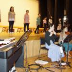 思い巡らせる時間に 舞台「青い鳥」 10月に伊賀市で