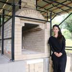 環境配慮の無煙薪窯新設 伊賀焼作家の須釜さん