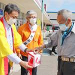 赤い羽根募金始まる 市長らが街頭で呼び掛け 名張市