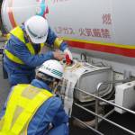 危険物輸送車に立ち入り検査 ふた閉めず燃料運び指導も 名張の国道