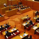 来年4月から「通年議会」導入 名張市議会が条例案可決