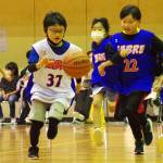 「思いっきりプレーできる場」1周年 中学生以下バスケチーム 名張