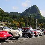 レア車が集結 新緑の曽爾村に5月7日 クラシックカーフェスタ