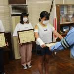 行方不明の高齢女性を発見 堀川さん家族に感謝状 伊賀署