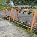 側溝の鉄製ふた9枚盗難被害 名張市上比奈知の市道で