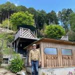 構想広げた裏山DIY 動画も配信 伊賀市の塚脇さん