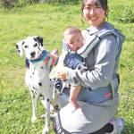 らぶペット 最高の“ペアルック”散歩 ダルメシアン「琥春」と名張の森さん親子