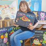 カラフルなチョークアート 描く楽しさ発信 名張市の江淵さん