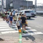 国道交差点で安全誘導活動 登校時の交通事故防止 伊賀市