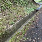 側溝の鉄製ふた6枚盗まれる 名張市の市道で