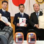 救命講習の環境充実へ 訓練用の人形とAED寄贈 名張RC