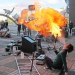 大道芸人の“炎”は消えない コロナで一時公演ゼロから復活 星丸こと小林さん