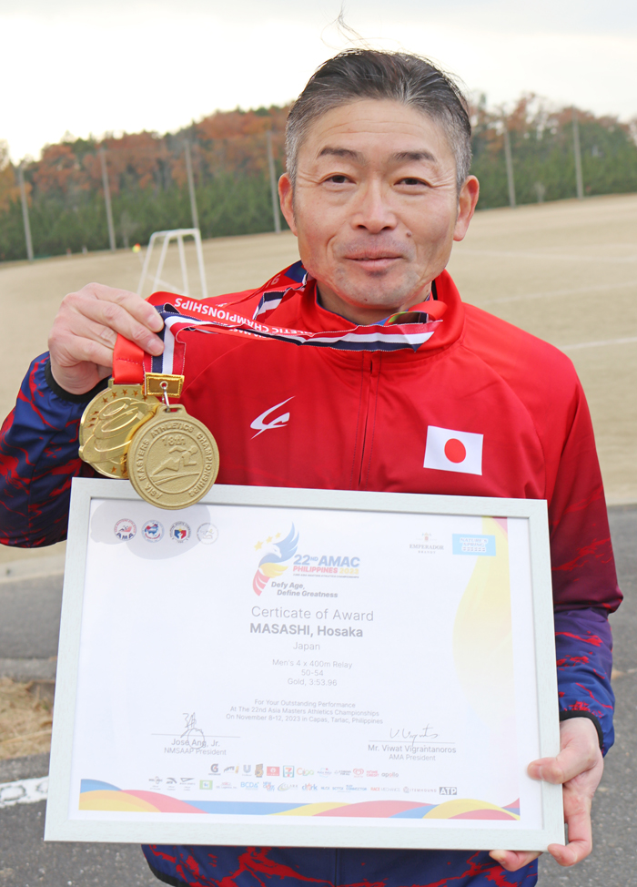 3つの年代で金 アジアマスターズ陸上・リレー 名張の保坂さん | 【伊賀