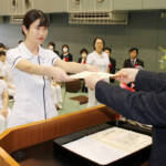 医療現場へ11人巣立つ 名張市立看護専門学校で卒業式