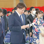 門出に決意新た 名張・近大高専で卒業式